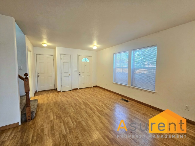 Building Photo - M-072 Clearsprings