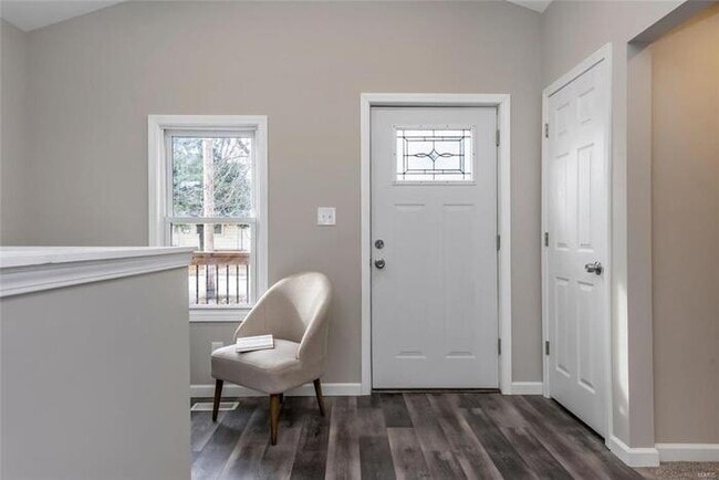 Building Photo - Fantastic 3bd/1.5ba home! Let yourself in!