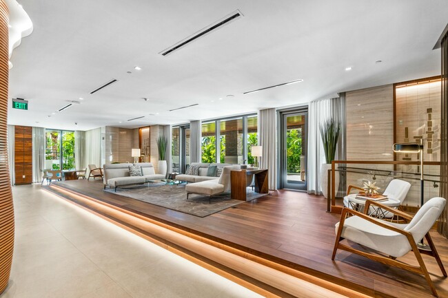 Building Photo - 200 SE Mizner Blvd