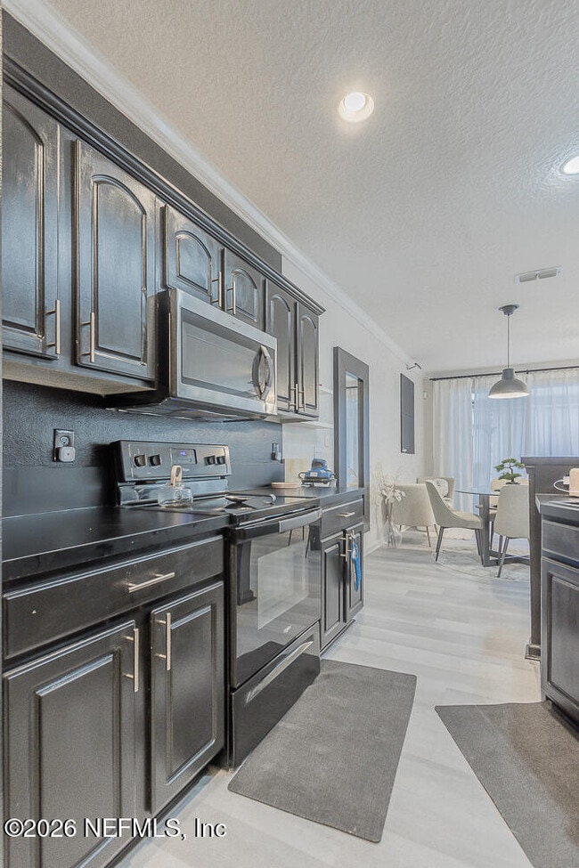 Building Photo - 3730 Creswick Cir