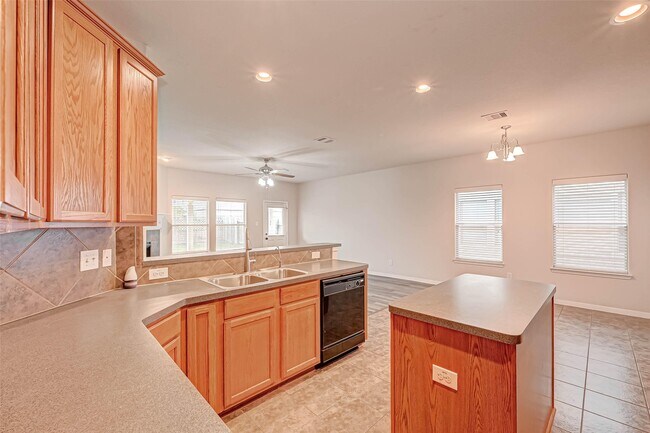 Building Photo - 2815 Mustang Hill Ln
