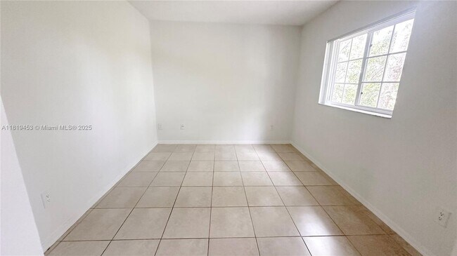 Building Photo - 3690 N 56th Ave