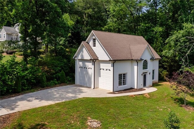 Building Photo - 105 Chablis Ct