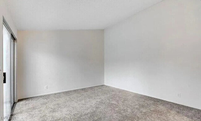 Building Photo - 5600 Orchard Ln