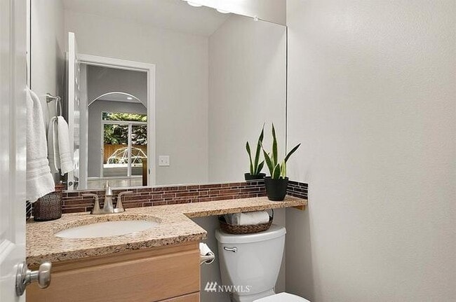 Building Photo - 5710 Olive Ave SE