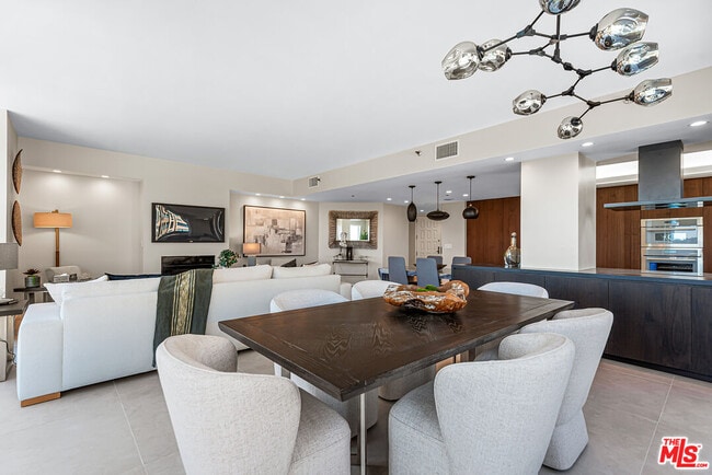 Building Photo - 10550 Wilshire Blvd