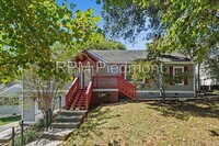 Building Photo - 1231 Stoneybrook Dr SE