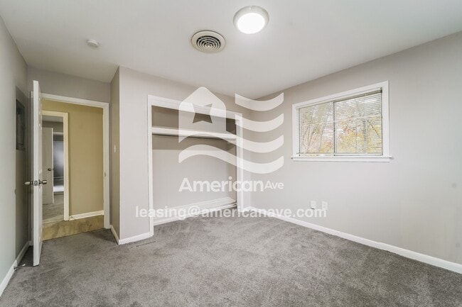 Building Photo - 1047 Garden Park Dr