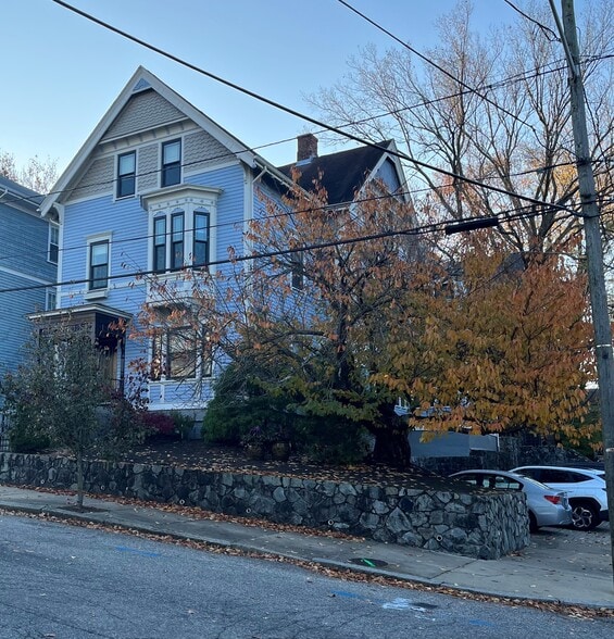 Outside of house - 59 Halsey St