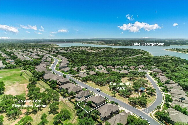 Building Photo - 1509 Lakeside Ranch Rd