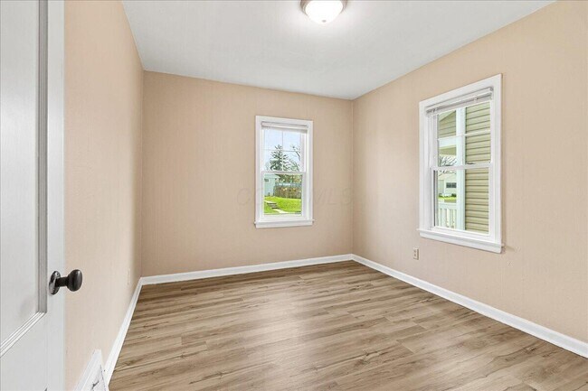 Building Photo - 2593 Osceola Ave