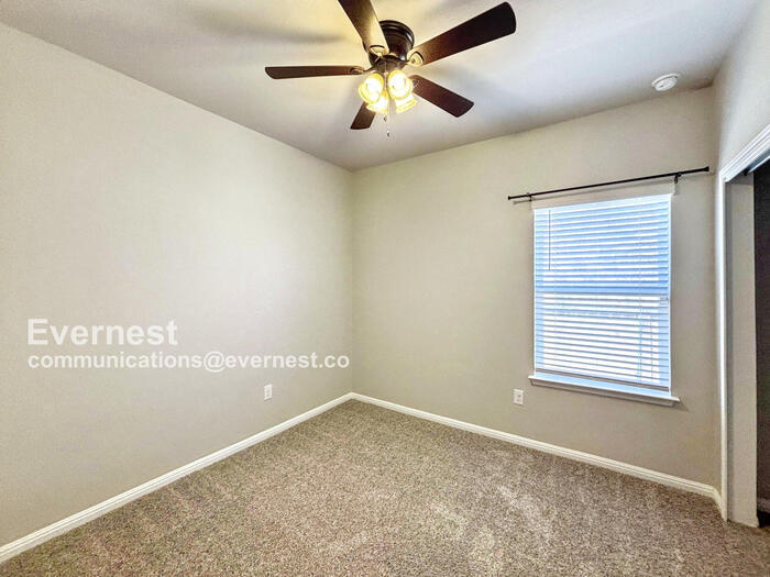 Building Photo - 218 Independence Ave