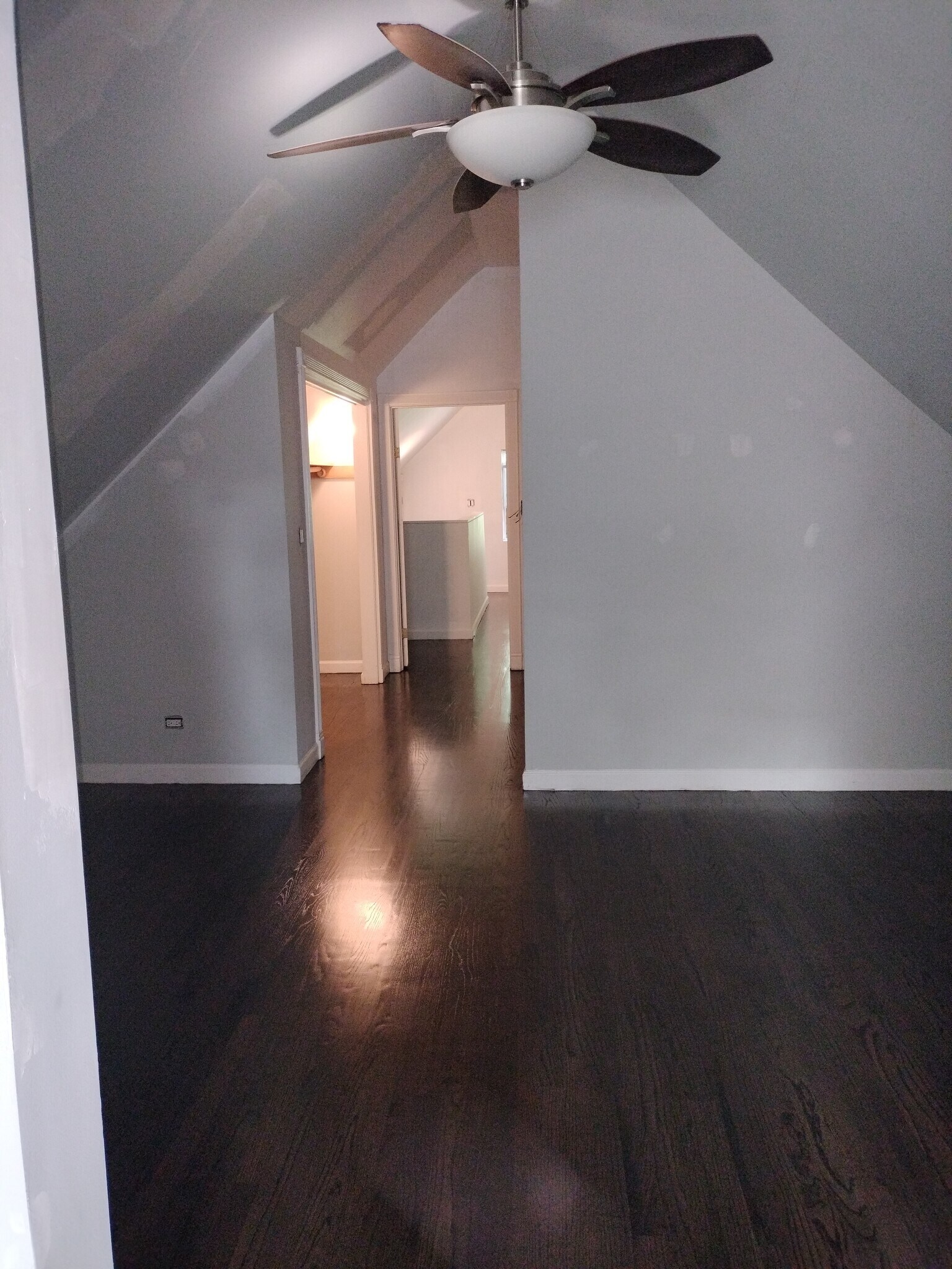 Bedroom 2 - 3046 N Leavitt St