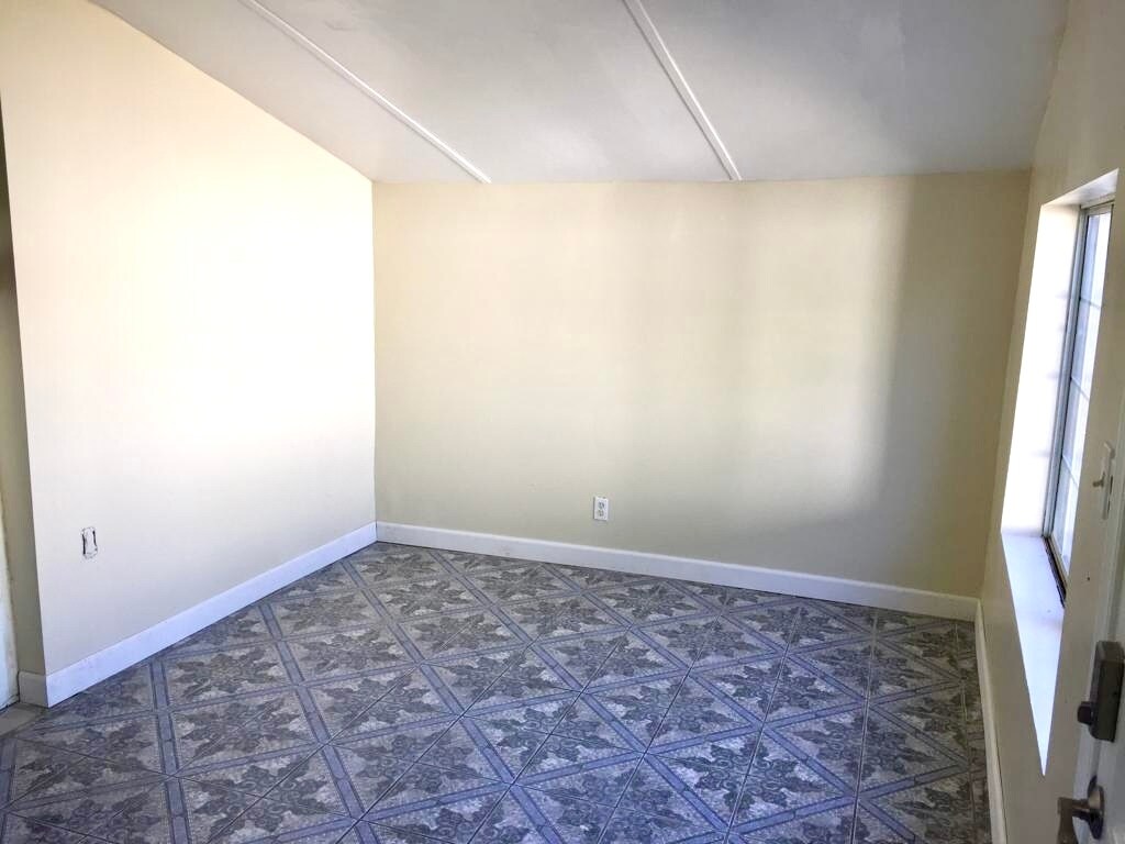 Building Photo - 15133 Gundry Ave