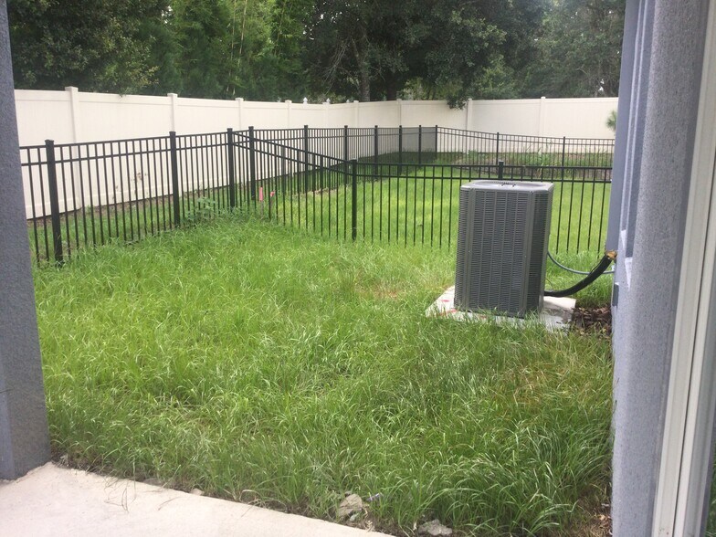 Building Photo - 29542 Cedar Waxwing Dr