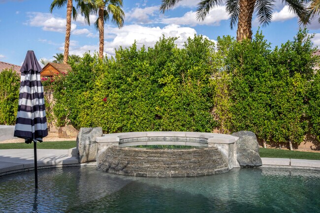 Building Photo - 49392 Hohokam River St