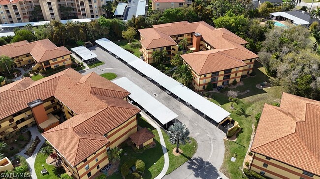 Building Photo - 6142 Whiskey Creek Dr