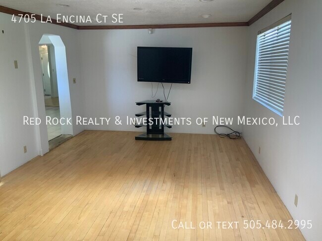 Building Photo - 4705 La Encina Ct SE