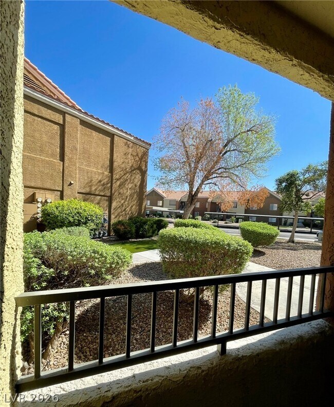 Building Photo - 2120 Ramrod Ave