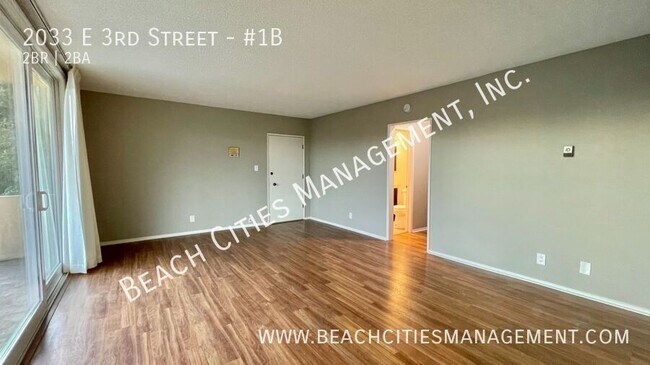 Building Photo - 2033 E 3rd St