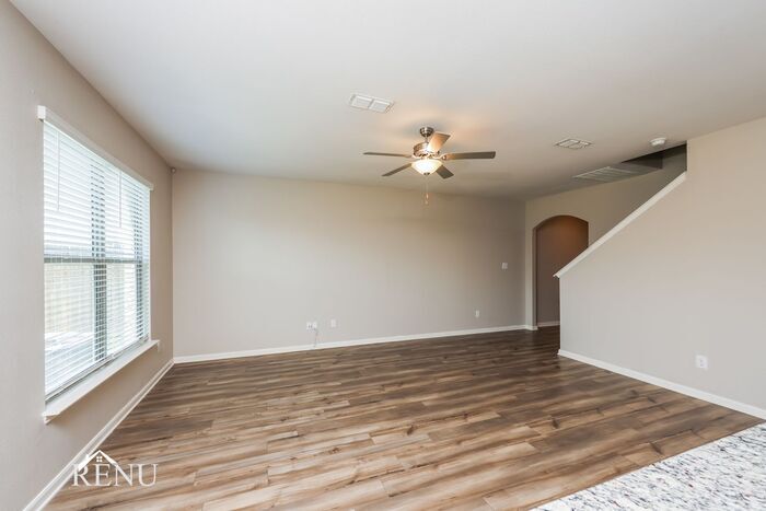 Building Photo - 2034 Delta Downs Dr