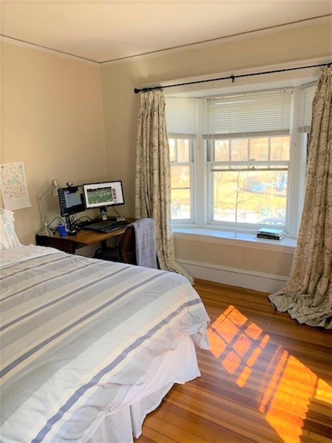 Building Photo - 450 Broadway