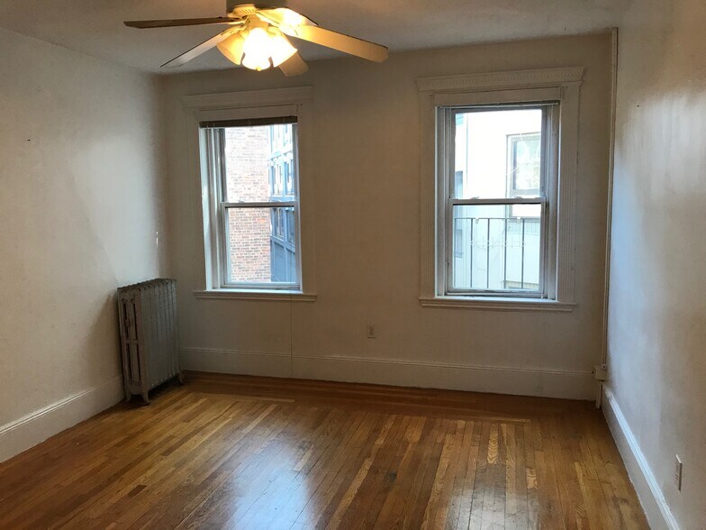 Building Photo - 45 Hemenway St