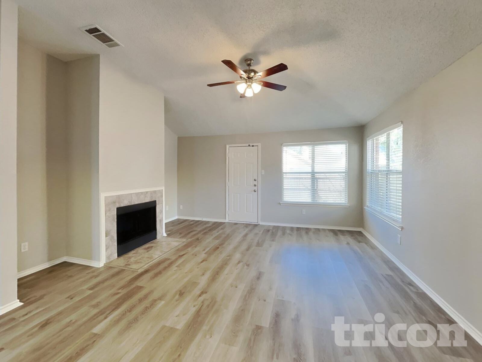 Building Photo - 6002 Flyers Ln