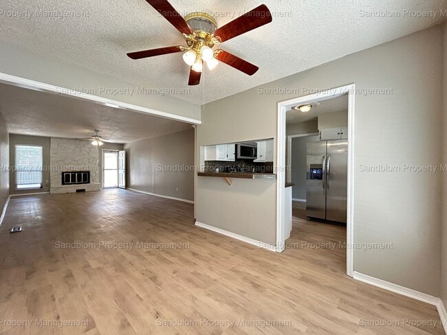 Building Photo - For Lease | Midtown Tulsa | Duplex