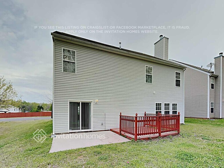 Building Photo - 7708 Deluca Dr