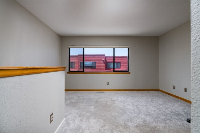 Building Photo - Condo: $1695 Rent - 1 bed/1 bath