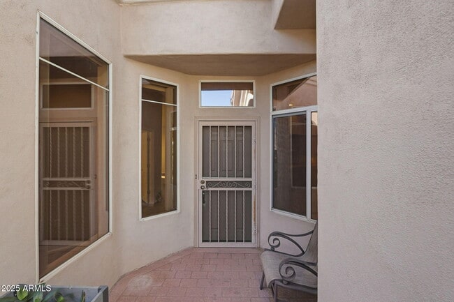 Building Photo - 1747 E Northern Ave