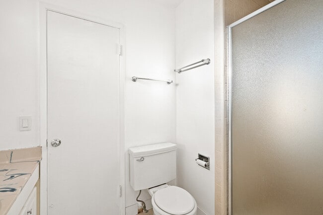 Building Photo - Spacious 4BR 2BA Home in Prime Glendora