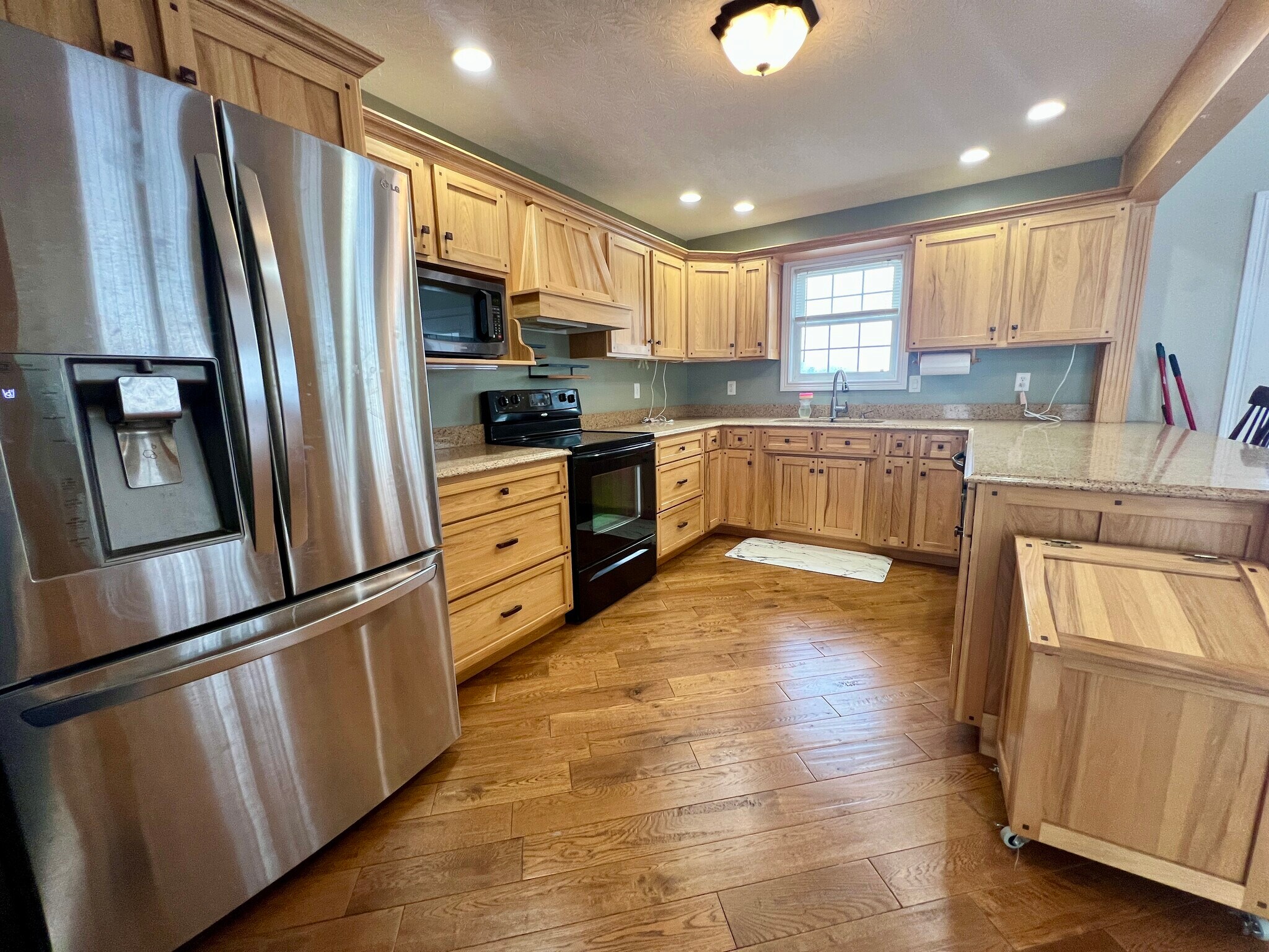 Building Photo - 13307 North Rd NW