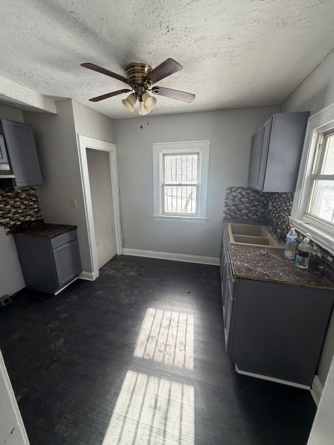 Building Photo - 22680 Coulter Ave