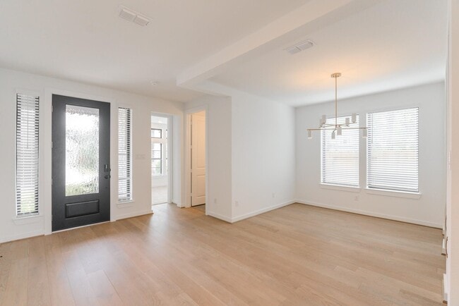 Building Photo - 21722 Ellsworth Gdn Ln