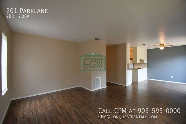 Building Photo - 201 Parklane-