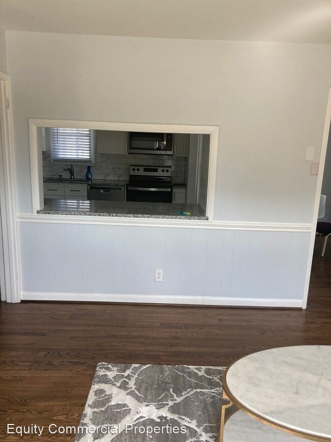 Building Photo - 4 br, 2 bath House - 800 N. Elam