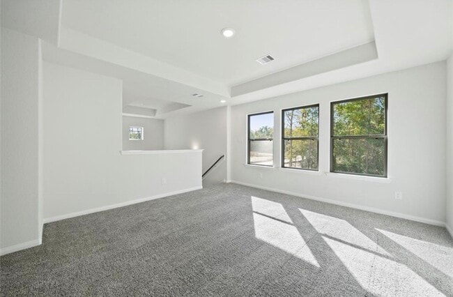 Building Photo - 25290 Pomegranate Pl