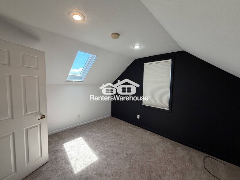 Building Photo - 2907 Knollwood Dr SE