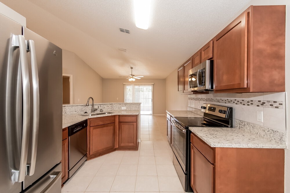 Building Photo - 7390 Overland Park Blvd