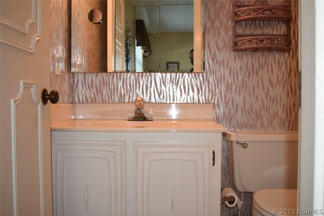 Building Photo - 325 N Causeway-