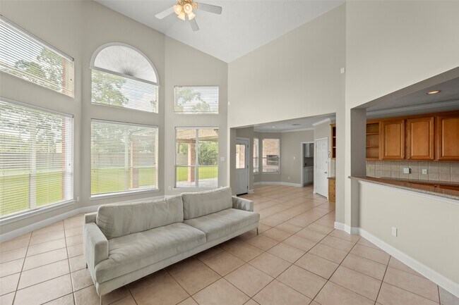 Building Photo - 12131 Cielio Bay Ln