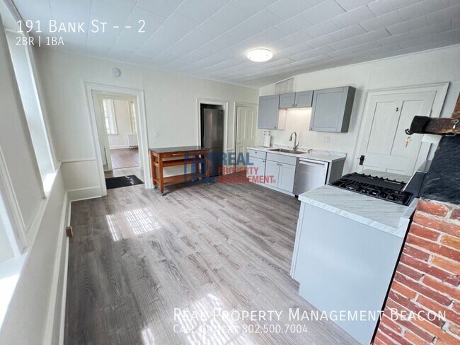 Building Photo - 191 Bank St