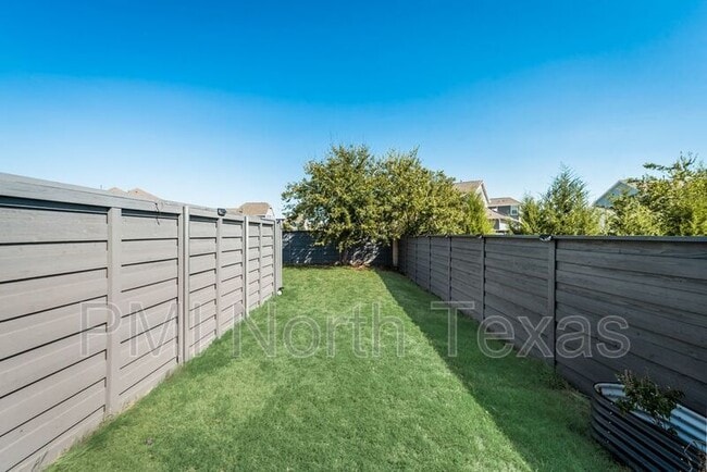 Building Photo - 6013 Wildflower Wy