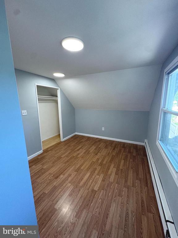 Building Photo - 74 Plumtree Ln