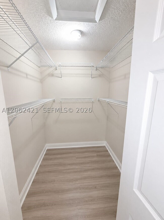 Building Photo - 1472 NW 154th Ln