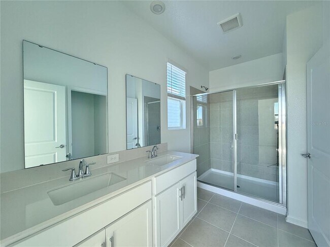 Building Photo - 2467 Rider Rain Ln