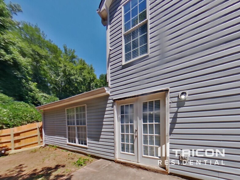 Building Photo - 5799 Waggoner Ct