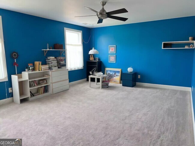 Building Photo - 303 Evesham Ave